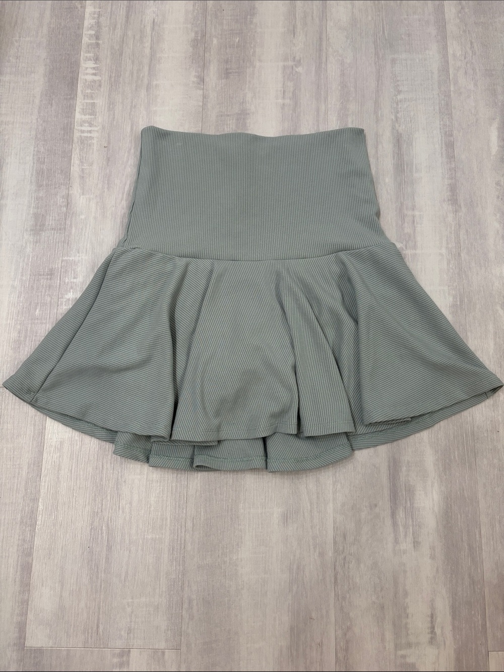 Mono B Ribbed Circle Skater Mini Skort in Sage Green Large